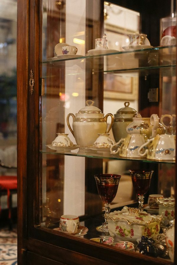 Choisissez le meilleur fabricant de vitrines pour votre collection