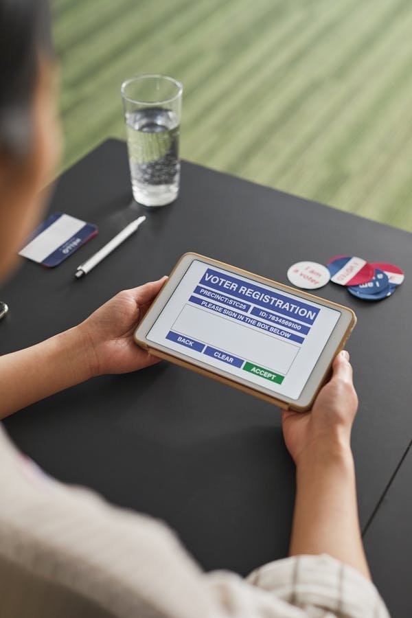 Les avantages du vote en ligne : simplifiez votre choix !